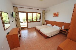 Helena Hotel 3*