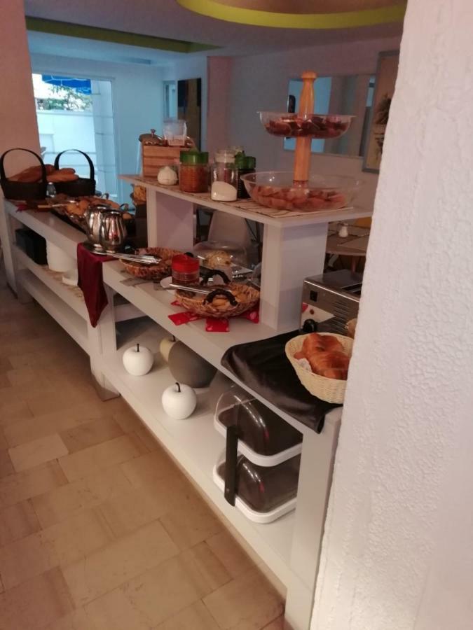 Helena Hotel 3*